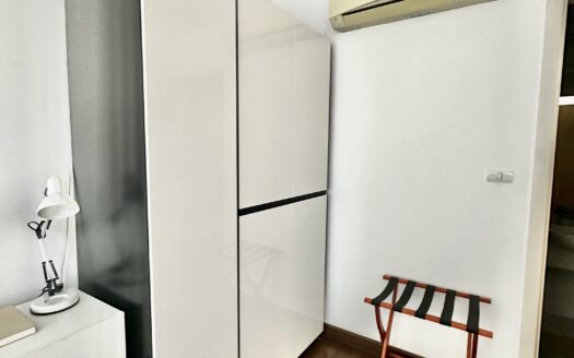 Cozy 1 Bedroom Apartment 200m From Beach