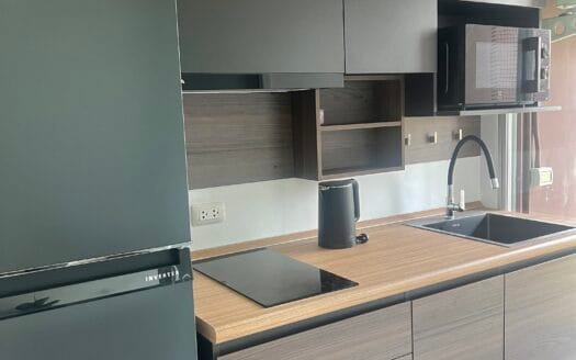 Stylish City Centre Apartment With View