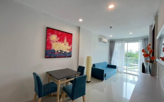 1 bedroom condo near the beach