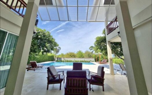 Family villa in Hua Hin
