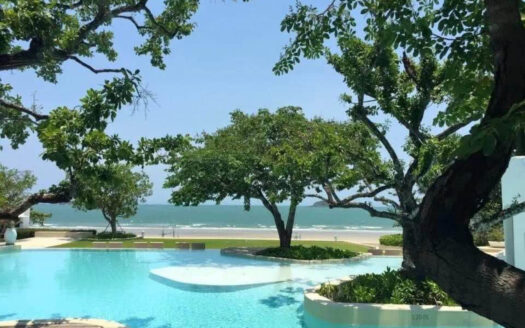 Sea View 2 bedroom apartment with balcony