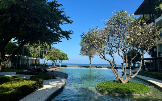 2 bedroom by the beach