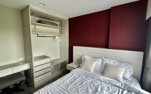 Modern apartment in Dusit D2