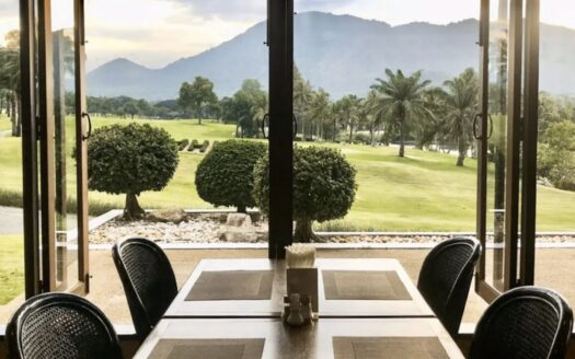 Apartment with Golf view