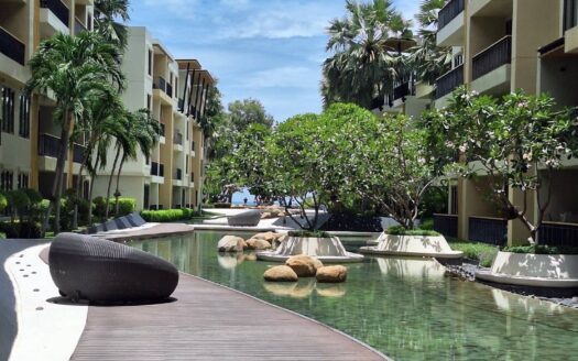 1 bedroom by the beach