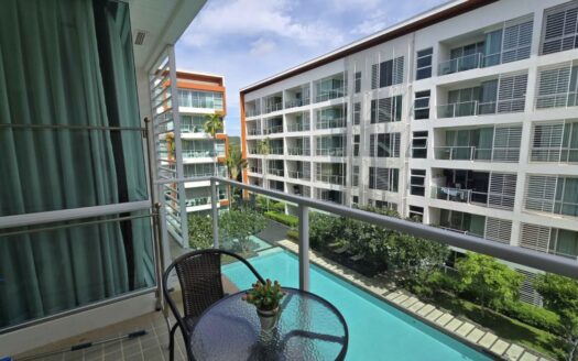 1 BR Stylish and close to Takiab  beach