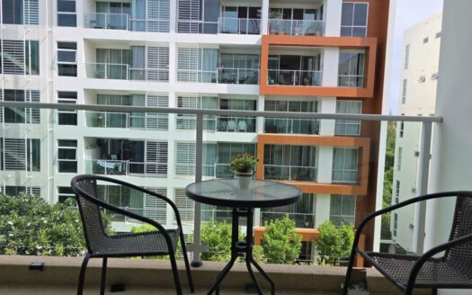 1 BR Stylish and close to Takiab  beach