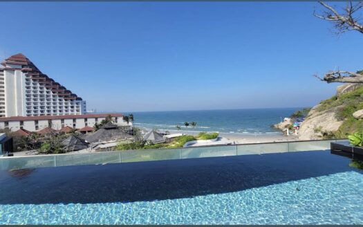 Stunning 3 BR Beachfront Veranda