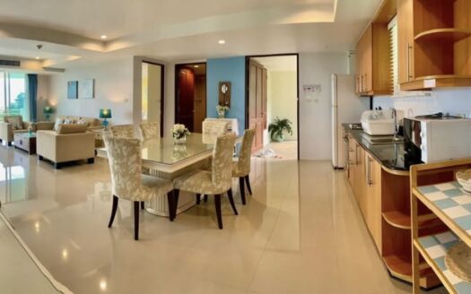 3 bedroom apartment Sea View & Mountain View