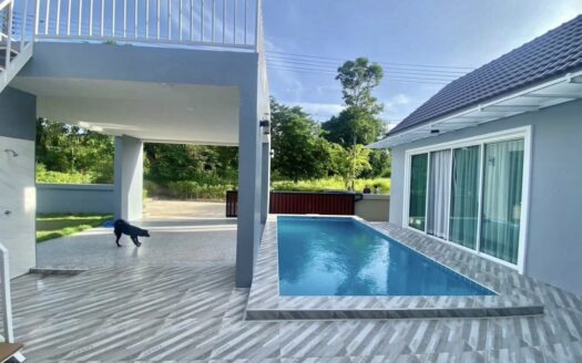 House. Urgent SALE