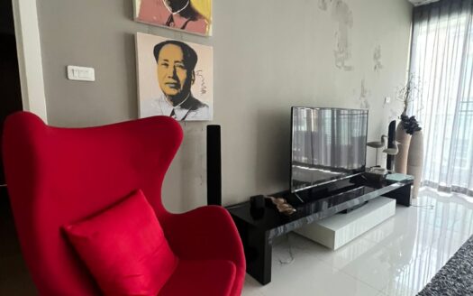 3 bedroom apartment near the beach