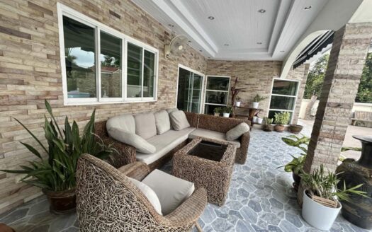 4 bedroom pool villa