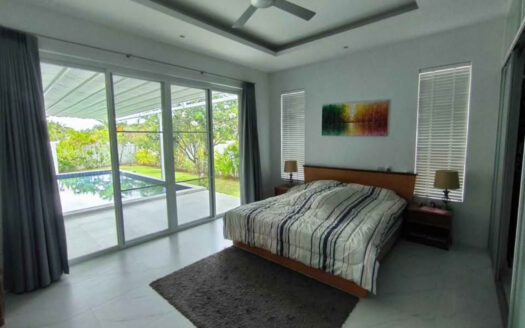 Pet friendly Pool villa