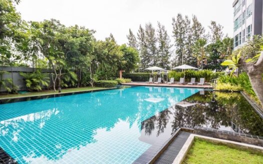 1 bedroom near beach and golf club