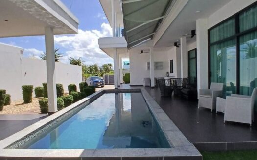 Luxury 4 bedroom pool villa in Hua Hin (S)