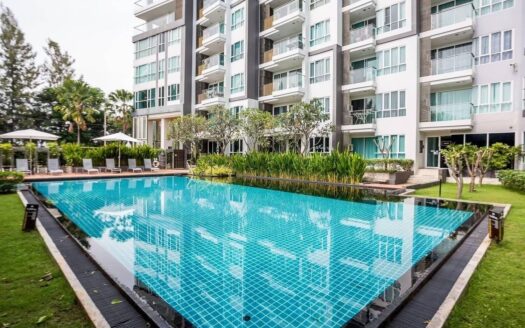 1 bedroom near beach and golf club