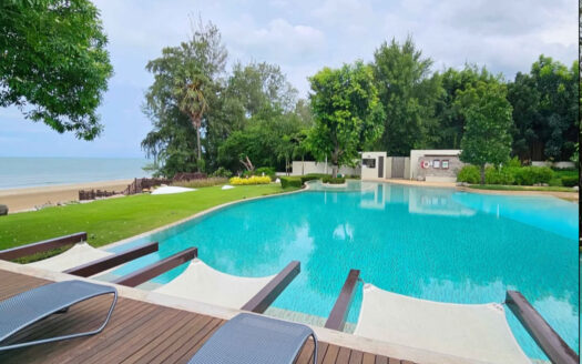 Premium Beachfront 3 bedroom condo