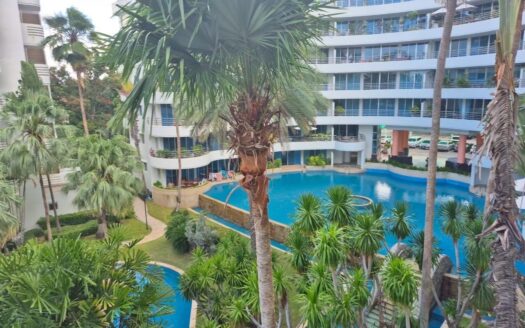 Spacious 2bedroom beach access Hua Hi.