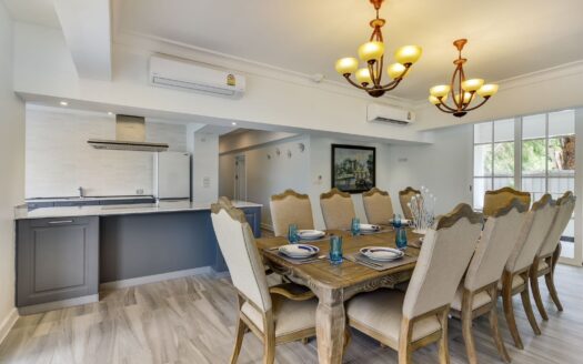 4BR Beach front condo in Hua Hin