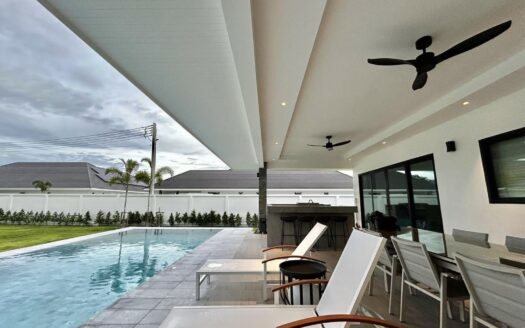 5 bed Pool House for RENT in Hua Hin