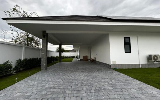 5 bed Pool House for RENT in Hua Hin