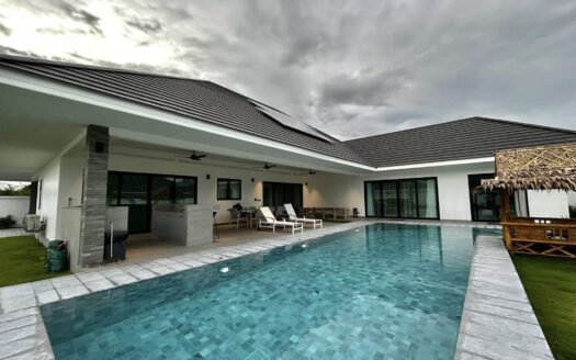 5 bed Pool House for RENT in Hua Hin
