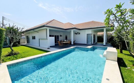 3 BR Luxury Villa in Mali Hua Hin SALE