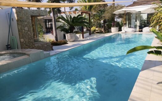 Stunning Luxury 5BR Villa for Sale in Hua Hin