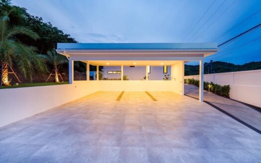 Modern Luxury Villa in Hua Hin