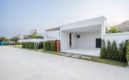 Modern Luxury Villa for SALE in Hua Hin