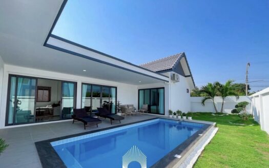 Modern Pool Villa for Sale in Hua Hin