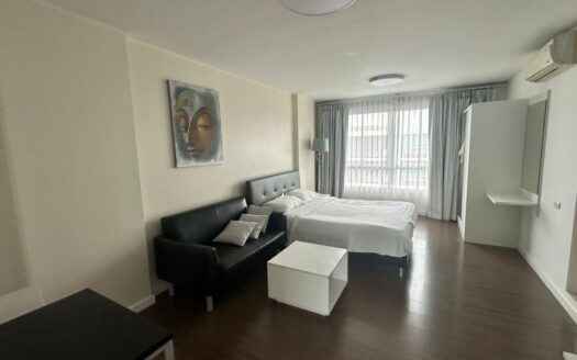 Studio room