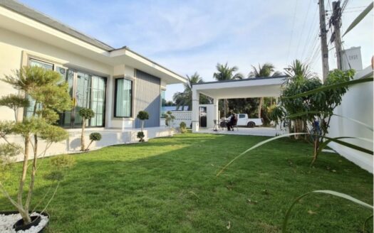 L Shaped Pool Villa in Hua Hin for SALE