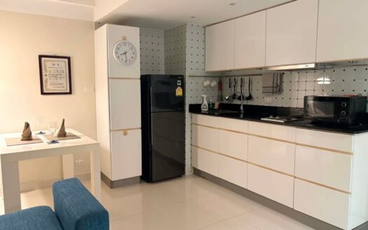 Beautiful apartment with sunset balcony in Hua Hin
