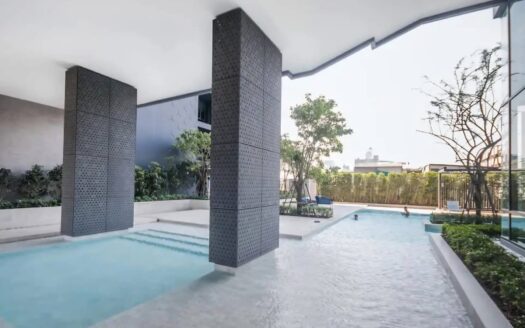 Apartment in Bangkok for 1 year contract