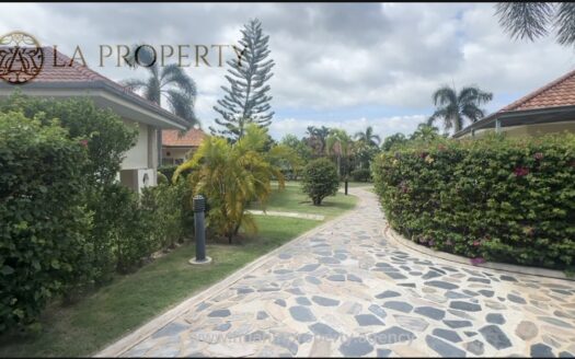 Pineapple village 2BR with beautiful green area resort  in Hua Hin