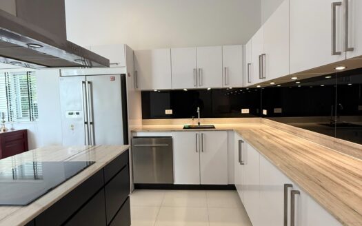 4 BR HOUSE PET FRIENDLY in Hua Hin