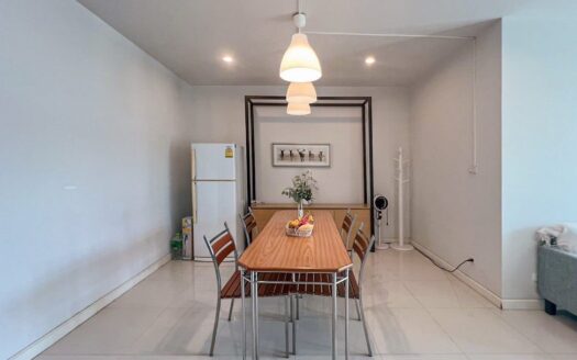 1 bedroom + for rent in Takiab condo Breeze