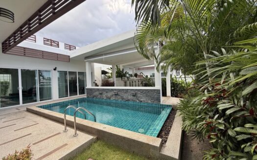 2 bedroom house with private pool in Khao Thao