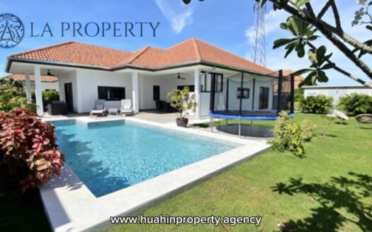 Modern house for SALE in Mali Hua Hin