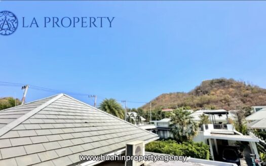 Pet friendly Sea Breeze Villa | Luxury Living in Hua Hin | soi 91