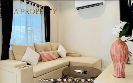 3 bedroom house with pool in Villa Town 88