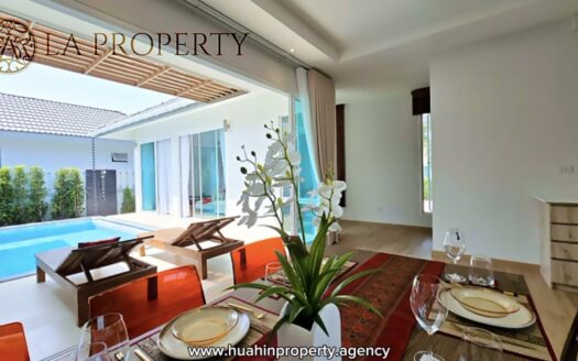 Private 3 bedroom pool villa in Hin Lek Fai