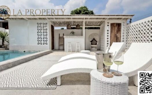 White Villa near Cicada Market in Hua Hin for RENT