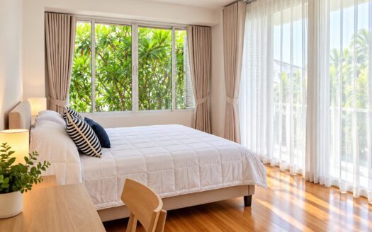 2 bedroom luxury apartment with bathtube in Kao Tao